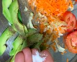 A picture of step 2 of Mayo and vegetable Sandwich.