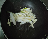 Foto langkah ke 3 dari resep Sup Segar 3 Jamur (enoki, merang, dan kuping).