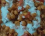 A picture of step 6 of Dahi chana chat.