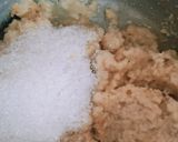 A picture of step 2 of Bread agar agar.