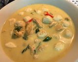 รูปขั้นตอนการทำที่ 6 ของ แกงเขียวหวานไก่ ลูกชิ้นปลา