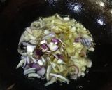 A picture of step 2 of Patta Gobhi matar.
