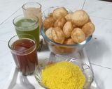 A picture of step 6 of Multi flavour Panipuri.