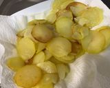 Foto del paso 3 de la receta: Huevos rotos con jamón de la primera prueba