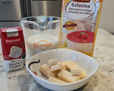 Foto del paso 1 de la receta: Panna Cotta de chocolate blanco y coulis de fresa