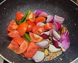 A picture of step 5 of Kadai paneer.