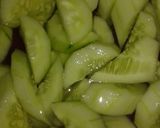 Foto langkah ke 1 dari resep #16 Sayur Asam Timun.