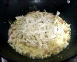 Foto langkah ke 3 dari resep 166. Oseng Kol Wortel Santan.
