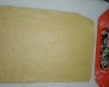 A picture of step 4 of Chocolate babka.