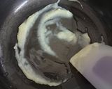 A picture of step 2 of Kuttu atta Halwa.