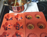 Foto del paso 5 de la receta: Pastelitos de limón con arándanos