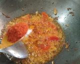 A picture of step 3 of Aloo gobhi.
