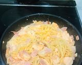 Hình bước làm 5 của món Pasta cá hồi,tôm,thịt hun khói