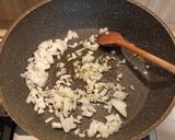 Tócsniba bújtatott csirkés ragu recept fázis 1 fotója