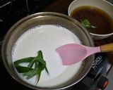 Foto langkah ke 4 dari resep Bubur Sumsum, Candil dan Mutiara.