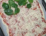 Foto del paso 6 de la receta: Pizza de espinacas y champiñones casera