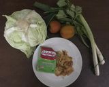 Foto langkah ke 1 dari resep Sup Kubis Iris Iris.
