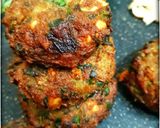 A picture of step 5 of Spinach peanut cheese tikkis.