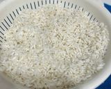 Hình bước làm 1 của món Xôi Gấc Cốt Dừa Nồi Cơm Điện