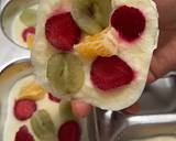 Foto langkah ke 5 dari resep Yoghurt Fruits Bar Ice/ Es Yoghurt Buah Segar.