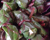 Foto del paso 5 de la receta: Niños envueltos con hojas de remolacha con carne de cerdo