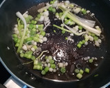 Foto del paso 6 de la receta: Media tostada con huevos revueltos, ajetes y sobrasada