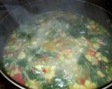 Foto del paso 3 de la receta: Caldo de pollo con verduras surtidas