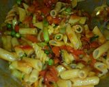 A picture of step 4 of Vegetable pasta.
