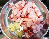 A picture of step 1 of Homestyle Braised Pork Belly.