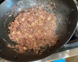 A picture of step 2 of Corned Beef Bread Pie.