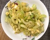 芹菜炒蛋的食譜步驟2照片