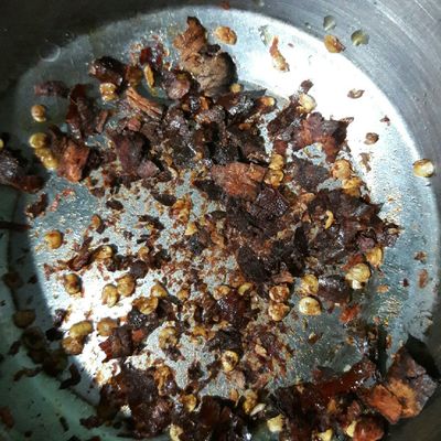 Manipuri Style Alu Kangmet Recipe - Mashed Potato In Dry Red Chillies