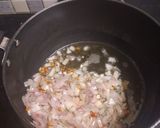* சம்பா ரவை வெஜ் உப்புமா*(samba ravai veg upma recipe in tamil) ரெசிபி ஸ்டேப் 2 புகைப்படம்
