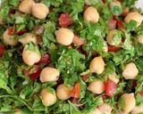 صورة لخطوة 3 من وصفة تبولة الحمص