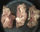 A picture of step 1 of California Farm Beef Bone Broth.