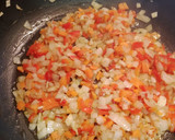 Foto del paso 2 de la receta: Patatas rellenas de pollo y verduras