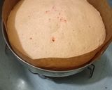 A picture of step 6 of Strawberry 🍓essence cake.