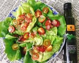 Hình bước làm 3 của món Salad Ba Rọi Hun Khói Dầu Olive Vị Basil