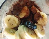Hình bước làm 1 của món Sinh tố chuối socola đậu nành