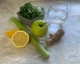 Almás zeller turmix 🍏 recept fázis 1 fotója