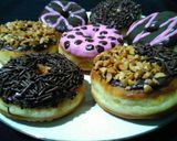 Foto langkah ke 5 dari resep Donat Menul.