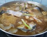 Hình bước làm 1 của món Cá hú kho