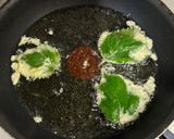 A picture of step 3 of Mozzarella Cheese Tempura.
