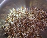 फ्रूट मोठ चाट (fruit moth chaat recipe in Hindi) रेसिपी चरण 1 फोटो