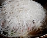 Hình bước làm 3 của món Mì Chũ xào bắp bò