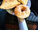 A picture of step 13 of UP Special Samosa.