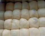Foto langkah ke 6 dari resep ROTI KASUR metode AUTOLYSIS.