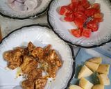 A picture of step 1 of Spicy chicken skewers with white sauce😋.