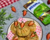 Foto langkah ke 8 dari resep Strawberry Matcha Choux.