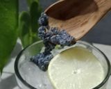 Foto langkah ke 5 dari resep Es Teh Lemon Sereh.